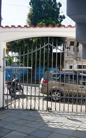 Casa à venda com 210m², 3 quartos e 4 vagasFrente da Casa