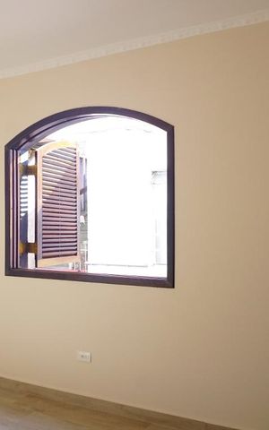 Casa à venda com 210m², 3 quartos e 4 vagasSuíte 2