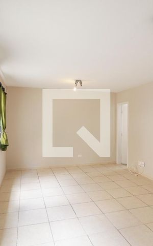 Casa de condomínio à venda com 105m², 2 quartos e 2 vagas Casa de condomínio à venda com 105m², 2 quartos e 2 vagasSala