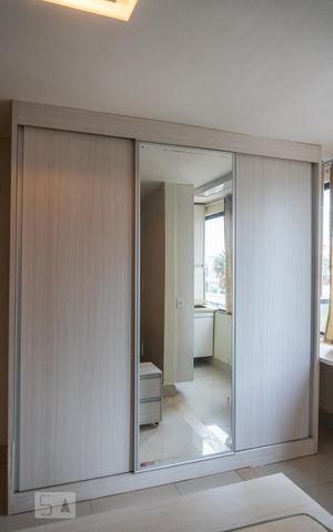 Studio para alugar com 47m², 1 quarto e 2 vagasDetalhe 3 da Suíte