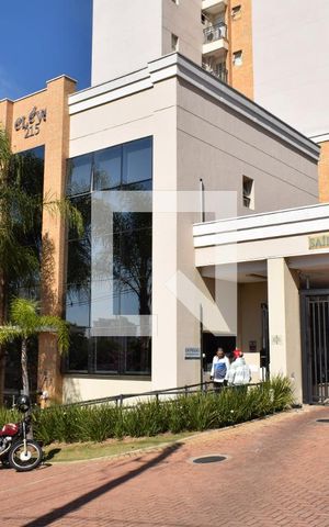 Apartamento à venda com 82m², 2 quartos e 2 vagasFachada e portaria