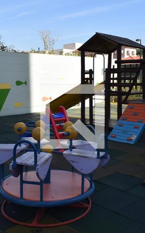 Apartamento à venda com 82m², 2 quartos e 2 vagasÁrea Comum - Playground