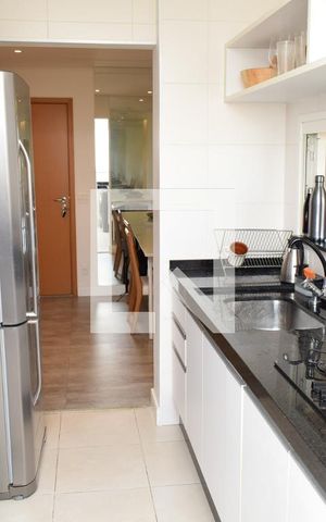 Apartamento à venda com 82m², 2 quartos e 2 vagasCozinha
