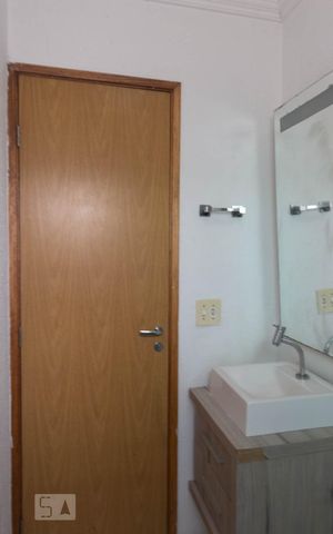 Apartamento para alugar com 47m², 2 quartos e 1 vaga Apartamento para alugar com 47m², 2 quartos e 1 vagaBanheiro