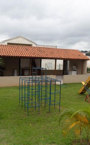 Apartamento para alugar com 47m², 2 quartos e 1 vaga Apartamento para alugar com 47m², 2 quartos e 1 vagaÁrea comum - playground
