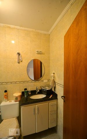 Casa à venda com 179m², 3 quartos e 4 vagasSuite Quarto 1