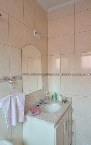 Casa à venda com 179m², 3 quartos e 4 vagasSuite Quarto 2
