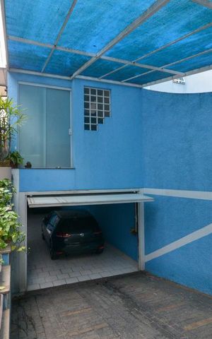 Casa à venda com 179m², 3 quartos e 4 vagasFachada