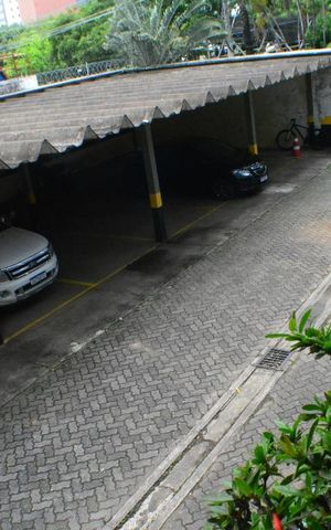 Apartamento para alugar com 140m², 3 quartos e 2 vagasÁrea comum -  garagem 