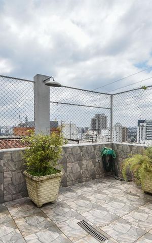 Apartamento à venda com 195m², 4 quartos e 2 vagasVaranda Cobertura