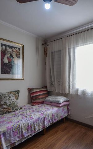 Apartamento à venda com 195m², 4 quartos e 2 vagasQuarto 03