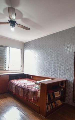 Apartamento à venda com 195m², 4 quartos e 2 vagasQuarto 02