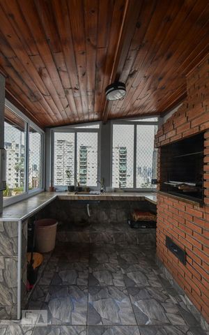 Apartamento à venda com 195m², 4 quartos e 2 vagasVaranda gourmet Cobertura