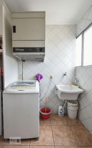 Apartamento à venda com 195m², 4 quartos e 2 vagasLavanderia