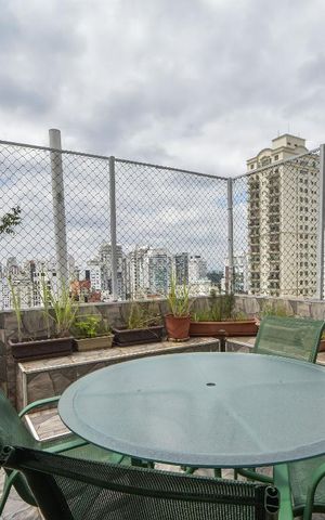 Apartamento à venda com 195m², 4 quartos e 2 vagasVaranda gourmet Cobertura