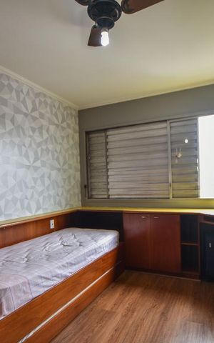 Apartamento à venda com 195m², 4 quartos e 2 vagasQuarto 04