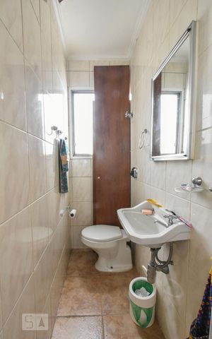 Apartamento à venda com 195m², 4 quartos e 2 vagasBanheiro de Serviços