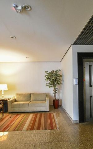 Apartamento à venda com 195m², 4 quartos e 2 vagasHall