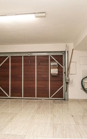 Casa à venda com 286m², 3 quartos e 5 vagas
