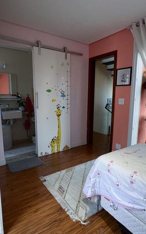 Casa à venda com 192m², 2 quartos e 2 vagas Casa à venda com 192m², 2 quartos e 2 vagasQuarto 1