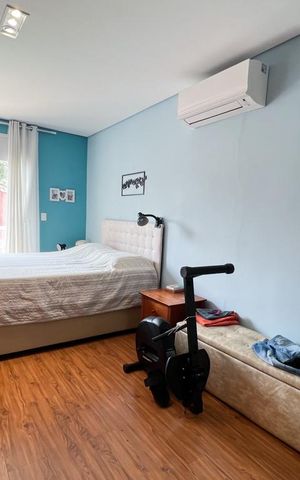 Casa à venda com 192m², 2 quartos e 2 vagas Casa à venda com 192m², 2 quartos e 2 vagasQuarto 2