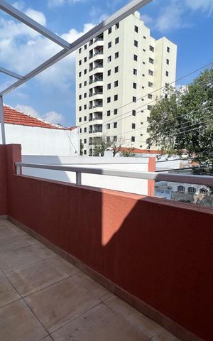 Casa à venda com 192m², 2 quartos e 2 vagas Casa à venda com 192m², 2 quartos e 2 vagasVaranda do Quarto 1