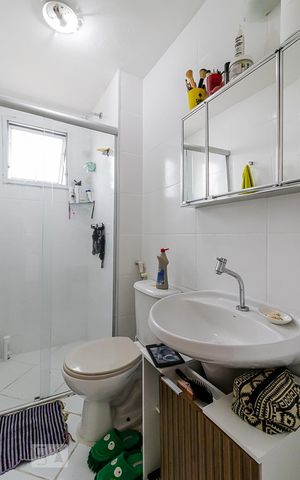 Apartamento para alugar com 54m², 2 quartos e 1 vaga Apartamento para alugar com 54m², 2 quartos e 1 vagaBanheiro da Suíte