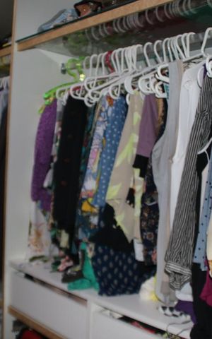 Casa de condomínio à venda com 250m², 5 quartos e 2 vagasCloset