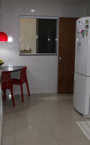 Casa de condomínio à venda com 250m², 5 quartos e 2 vagasCozinha