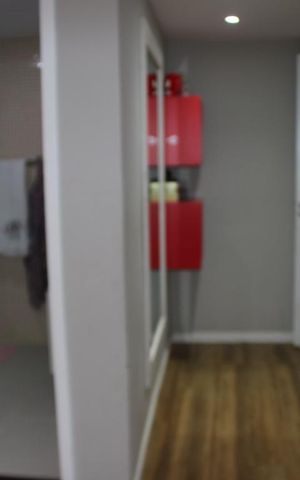 Casa de condomínio à venda com 250m², 5 quartos e 2 vagasCorredor