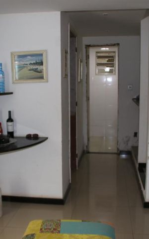 Casa de condomínio à venda com 250m², 5 quartos e 2 vagasSala 1