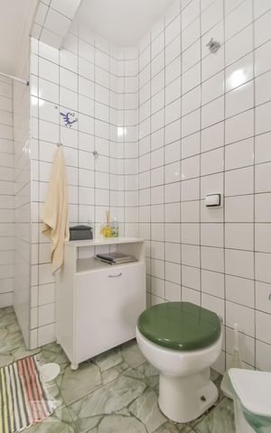 Apartamento à venda com 88m², 2 quartos e sem vaga Apartamento à venda com 88m², 2 quartos e sem vagaBanheiro