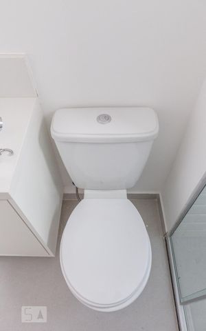 Apartamento para alugar com 43m², 2 quartos e 1 vaga Apartamento para alugar com 43m², 2 quartos e 1 vagaBanheiro