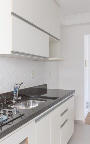 Apartamento para alugar com 43m², 2 quartos e 1 vaga Apartamento para alugar com 43m², 2 quartos e 1 vagaCozinha e Área de Serviço