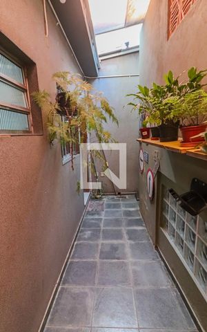 Casa para alugar com 150m², 2 quartos e 1 vaga Casa para alugar com 150m², 2 quartos e 1 vagaLavanderia