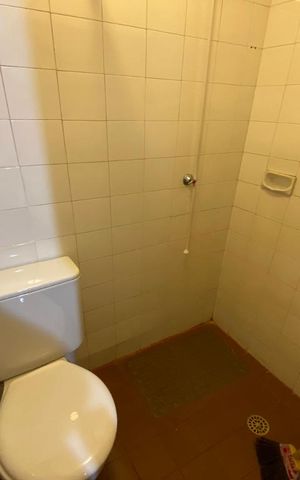 Apartamento à venda com 80m², 2 quartos e 1 vaga Apartamento à venda com 80m², 2 quartos e 1 vagaBanheiro de Serviço