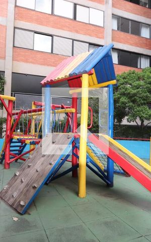 Apartamento à venda com 75m², 1 quarto e 1 vagaÁrea comum - Playground