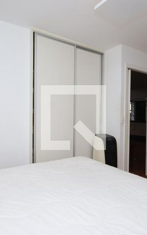 Apartamento à venda com 75m², 1 quarto e 1 vagaQuarto
