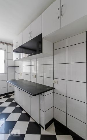 Apartamento à venda com 60m², 2 quartos e 1 vaga Apartamento à venda com 60m², 2 quartos e 1 vagaCozinha