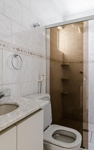 Apartamento à venda com 60m², 2 quartos e 1 vaga Apartamento à venda com 60m², 2 quartos e 1 vagaBanheiro