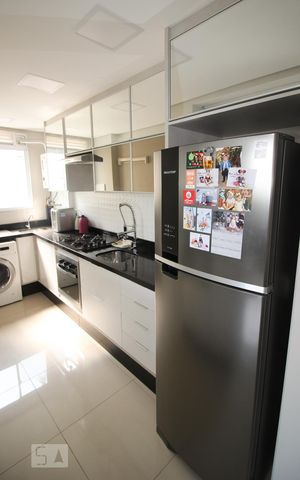 Apartamento à venda com 43m², 2 quartos e 1 vaga Apartamento à venda com 43m², 2 quartos e 1 vagaCozinha