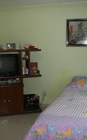 Casa de condomínio à venda com 160m², 3 quartos e 2 vagasQuarto 2