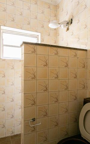 Casa à venda com 220m², 5 quartos e 5 vagas Casa à venda com 220m², 5 quartos e 5 vagasBanheiro da Suíte 2