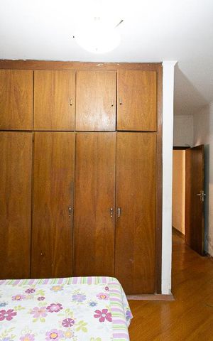 Casa à venda com 220m², 5 quartos e 5 vagas Casa à venda com 220m², 5 quartos e 5 vagasSuíte 1