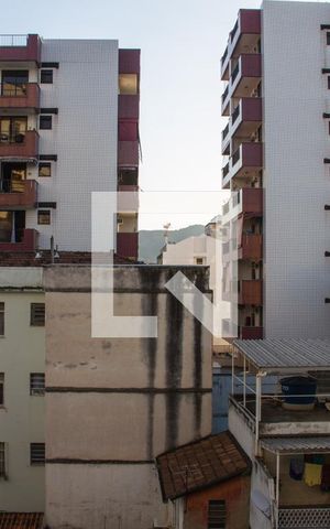 Apartamento à venda com 70m², 2 quartos e 1 vagaQuarto 01 - Janela