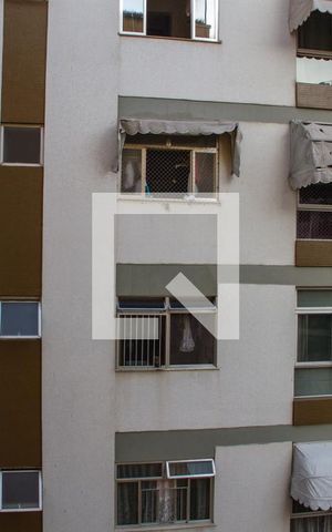 Apartamento à venda com 70m², 2 quartos e 1 vagaQuarto de Serviço - Janela
