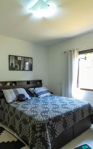 Casa à venda com 160m², 2 quartos e 2 vagas Casa à venda com 160m², 2 quartos e 2 vagasSuíte
