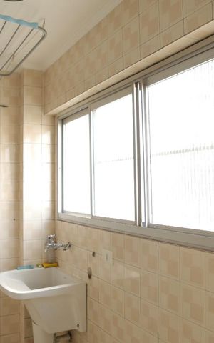 Apartamento à venda com 77m², 2 quartos e 1 vagaÁrea de Serviço
