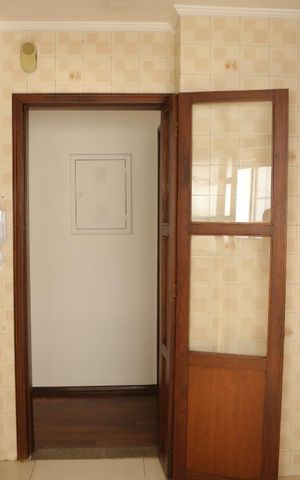 Apartamento à venda com 77m², 2 quartos e 1 vagaCozinha