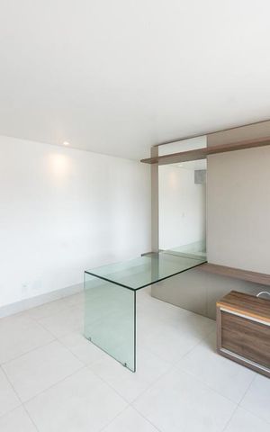 Apartamento à venda com 60m², 2 quartos e 2 vagasSala